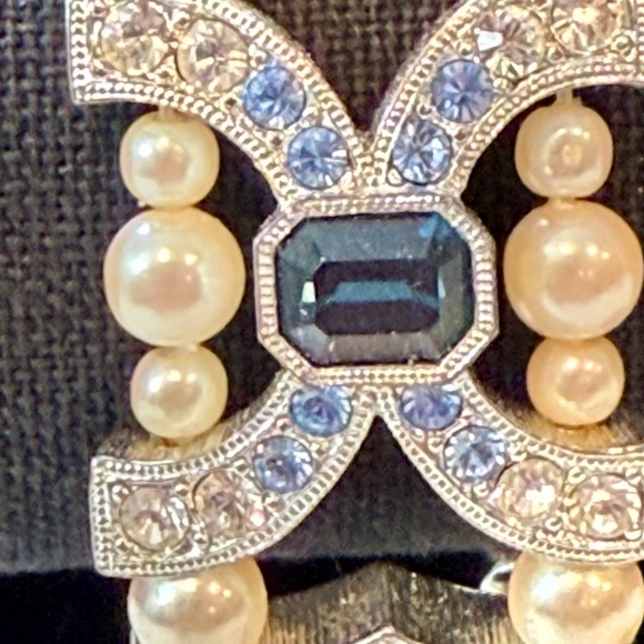Vintage 2 Strand faux pearl blue rhinestone bracelet - Picture 7 of 16